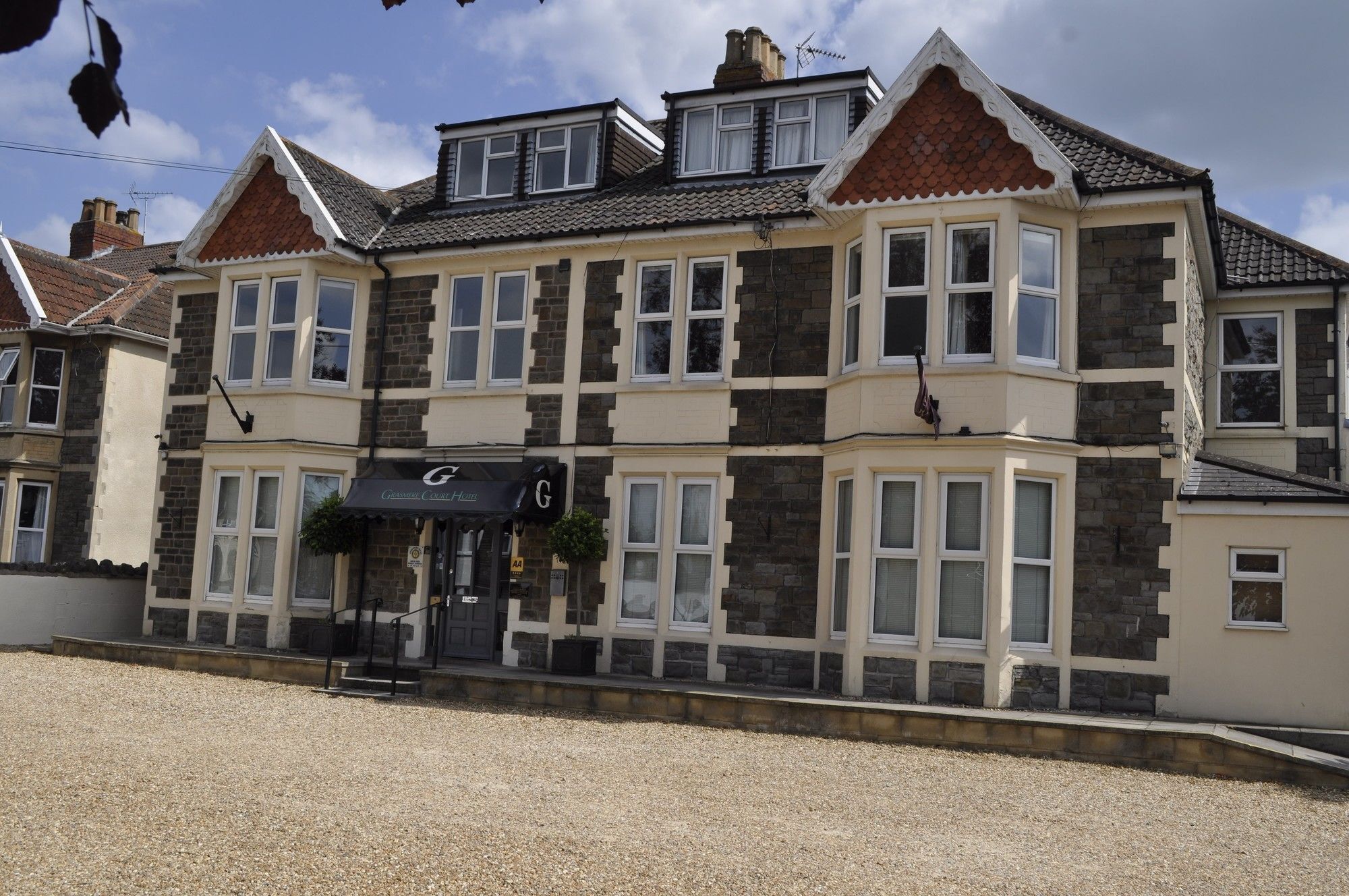 Hayward'S At The Grasmere Keynsham Exterior photo